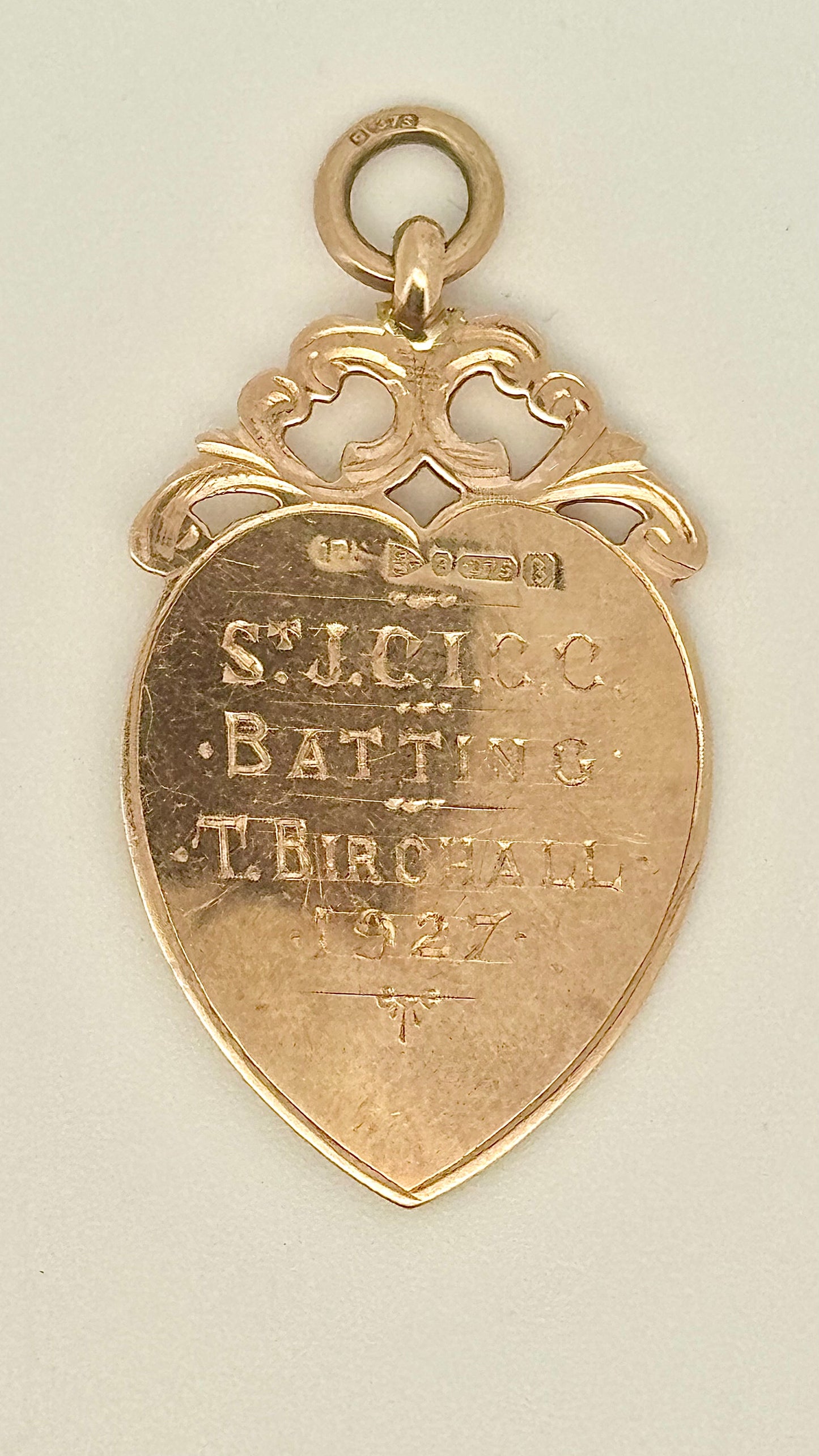Vintage 9 Carat Gold Fob Shield