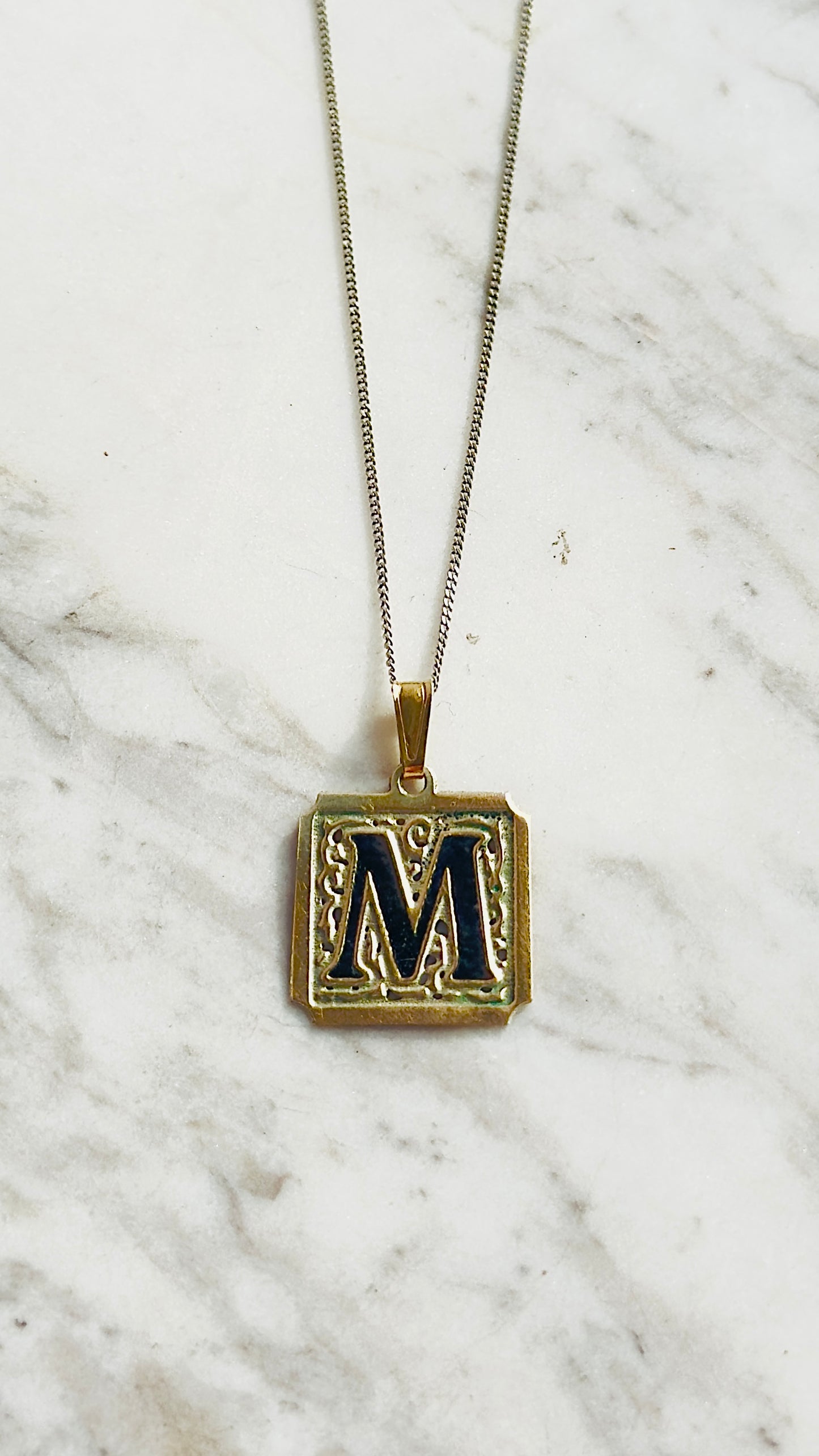 Vintage 9 Carat Gold & Enamel 'M' Initial Pendant & Chain