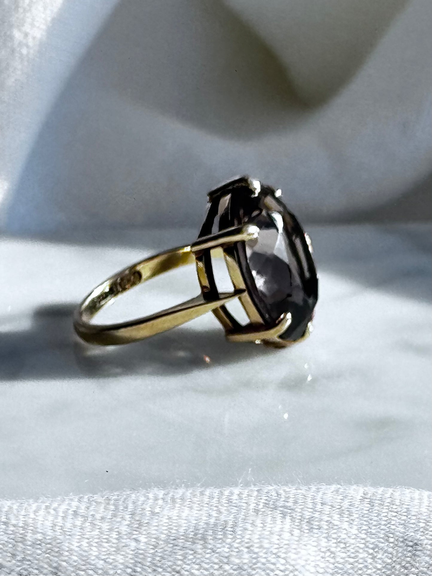 9 Carat Smokey Quartz Oval Cut Ring