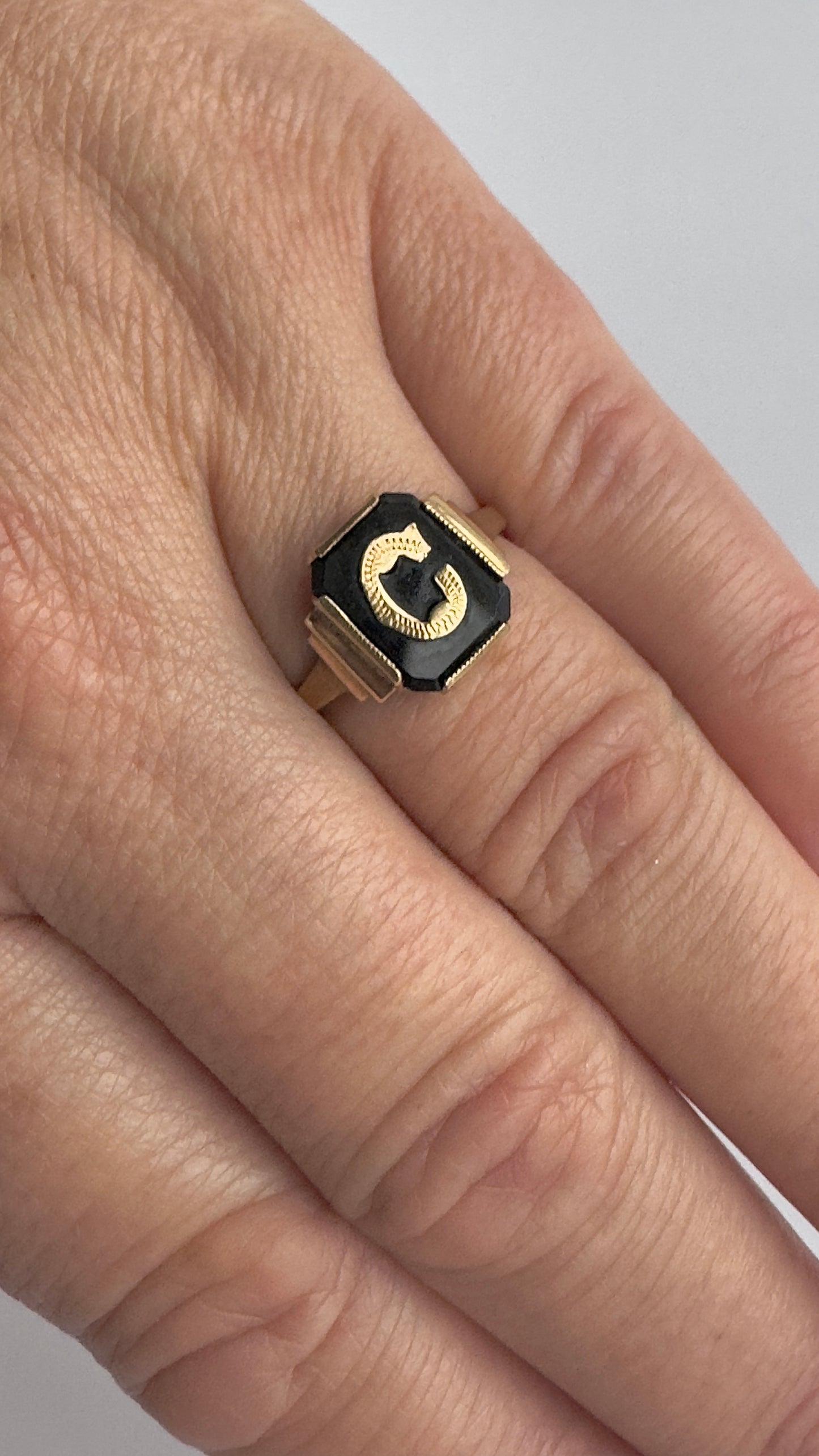 ‘C’ Onyx & 9 Carat Signet Ring