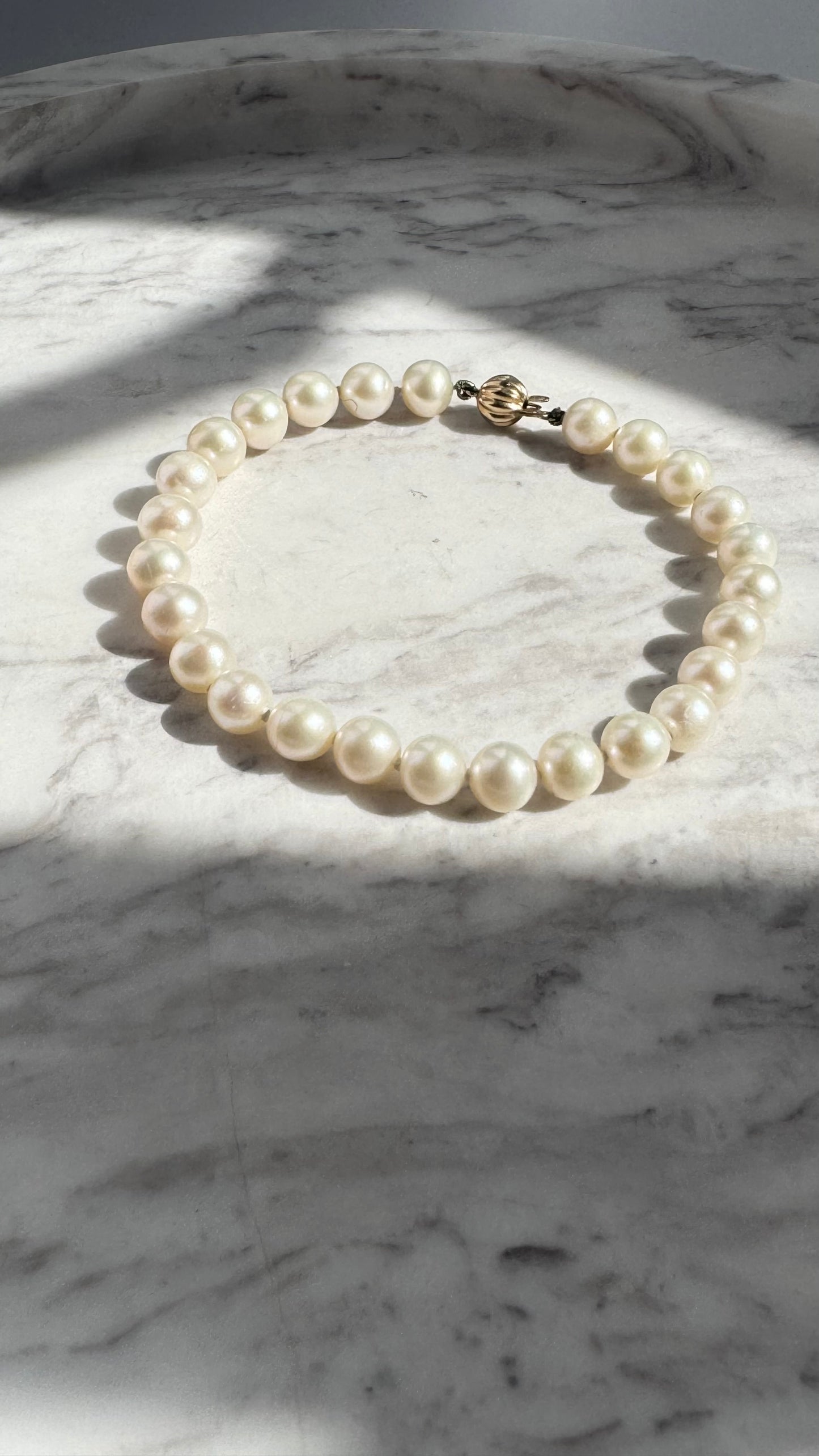 Pearl Bracelet - 9 Carat Gold Clasp