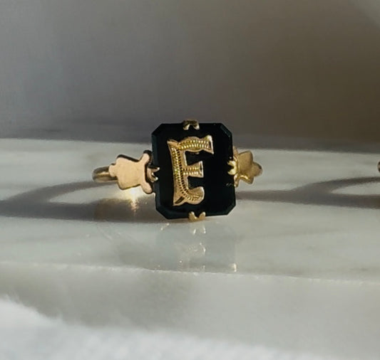 Vintage Onyx & 9 Carat Signet Ring ‘F’