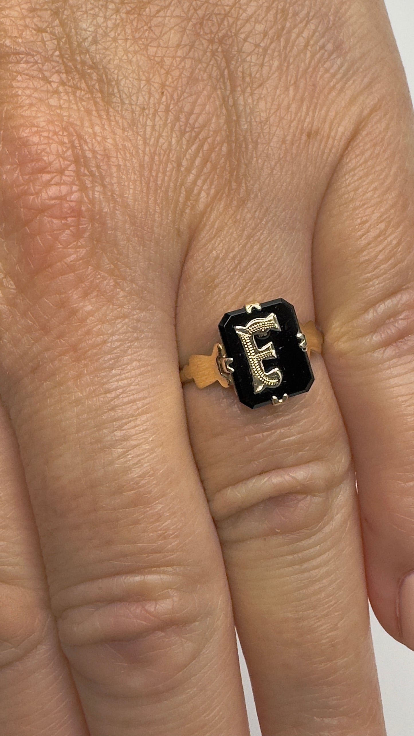 Vintage Onyx & 9 Carat Signet Ring ‘F’